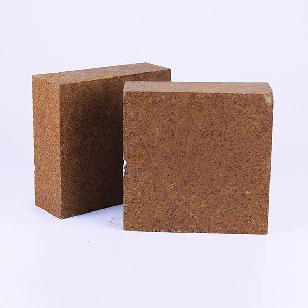 Silica-alumina refractory